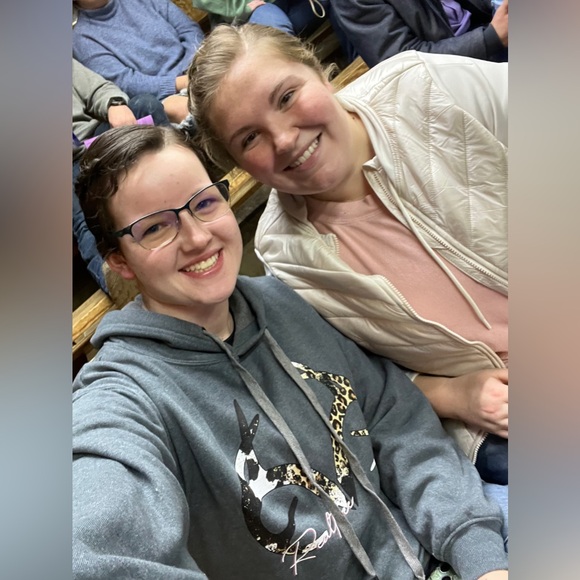 Meet your Posher, Faith - Picture 6 of 16